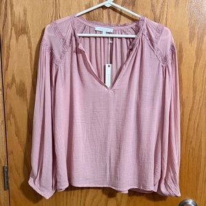 Olivaceous Dusty Pink Long-Sleeve V-Neck Lace-Trim Blouse